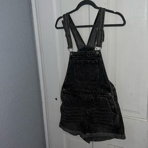 SHEIN black short overalls